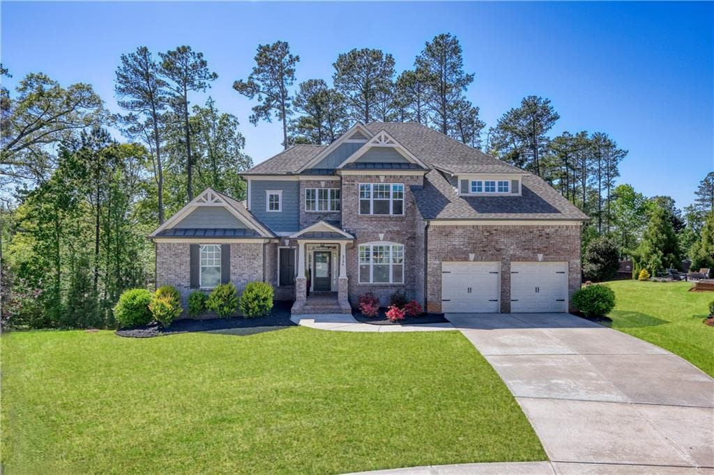 4 bedroom, 4 bathroom single family residence sold at 3196 Drewmore Drive, Suwanee, GA 30024
