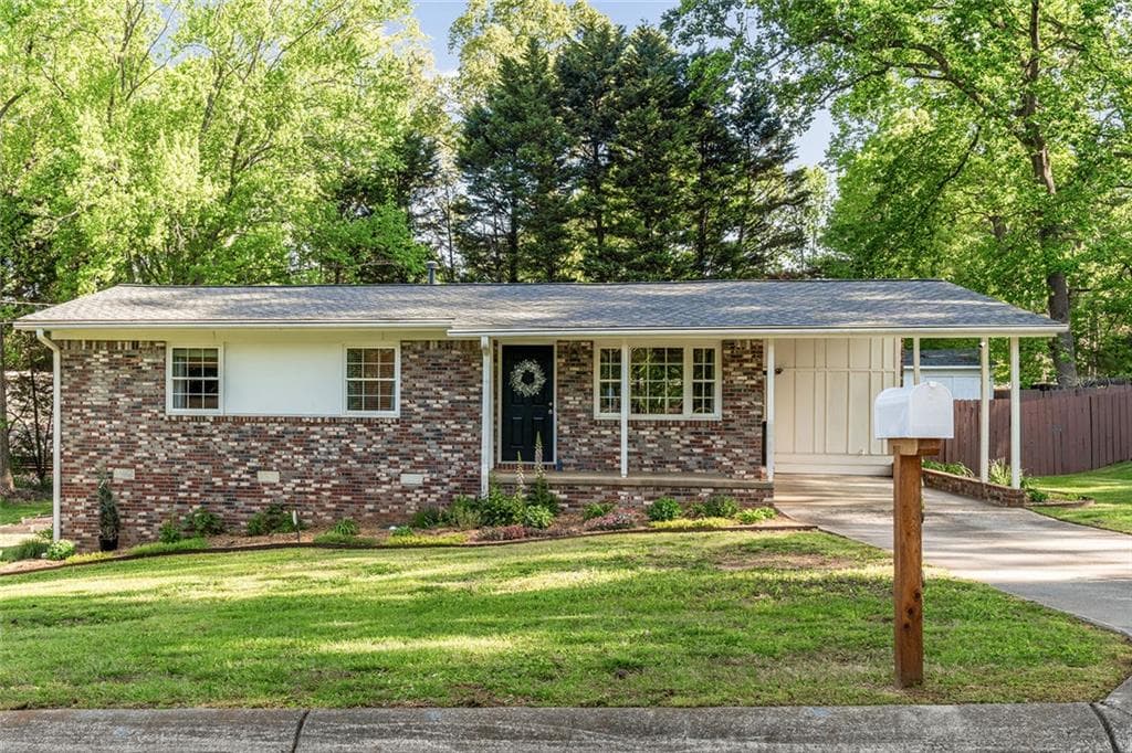 3 bedroom, 2 bathroom single family residence sold at 2079 Nancy Circle, Smyrna, GA 30080