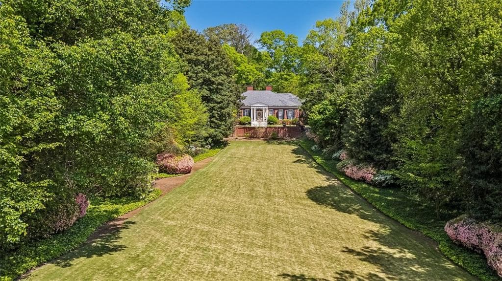 4 bedroom, 7 bathroom, 5,370 sq ft single family residence sold at 289 W PACES FERRY Road, Atlanta, GA 30305