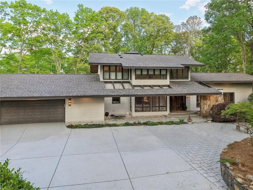 5 bedroom, 6 bathroom single family residence sold at 1255 Cold Harbor Drive, Roswell, GA 30075