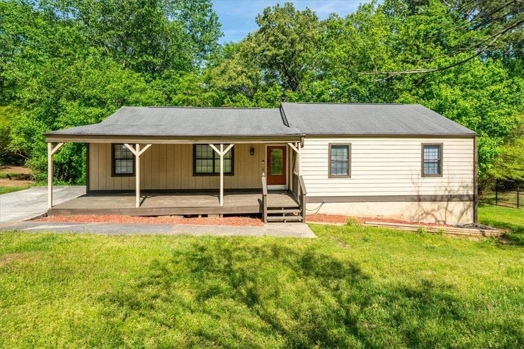 6182 SILVER SPUR Drive, Lithonia, GA 30058 — most recent listing photo