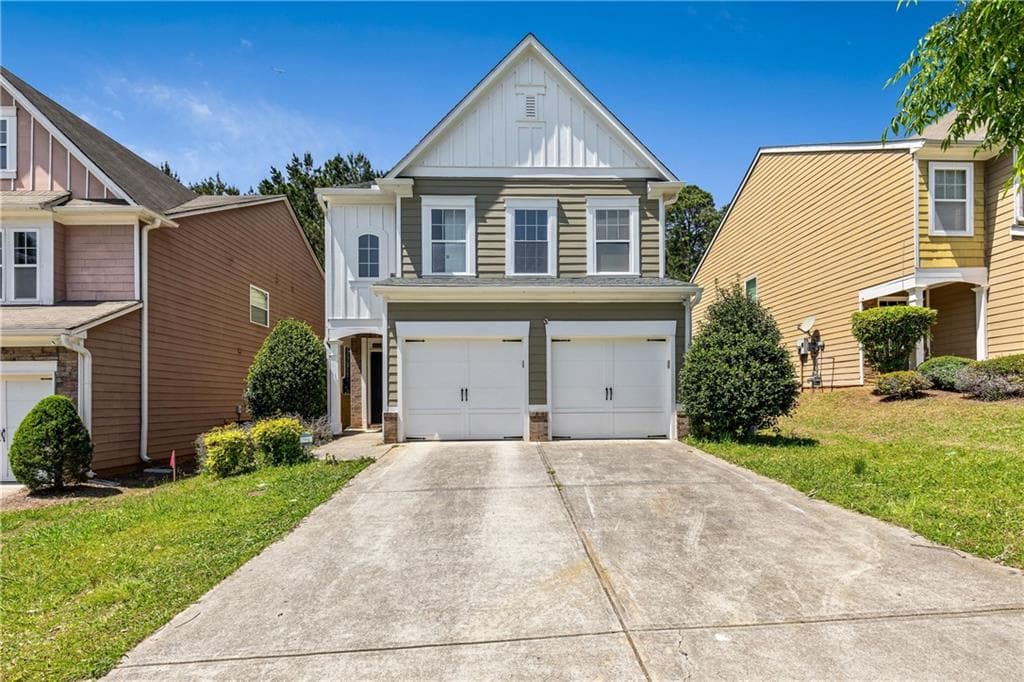 3 bedroom, 3 bathroom single family residence sold at 7705 Bellmist Drive, Fairburn, GA 30213