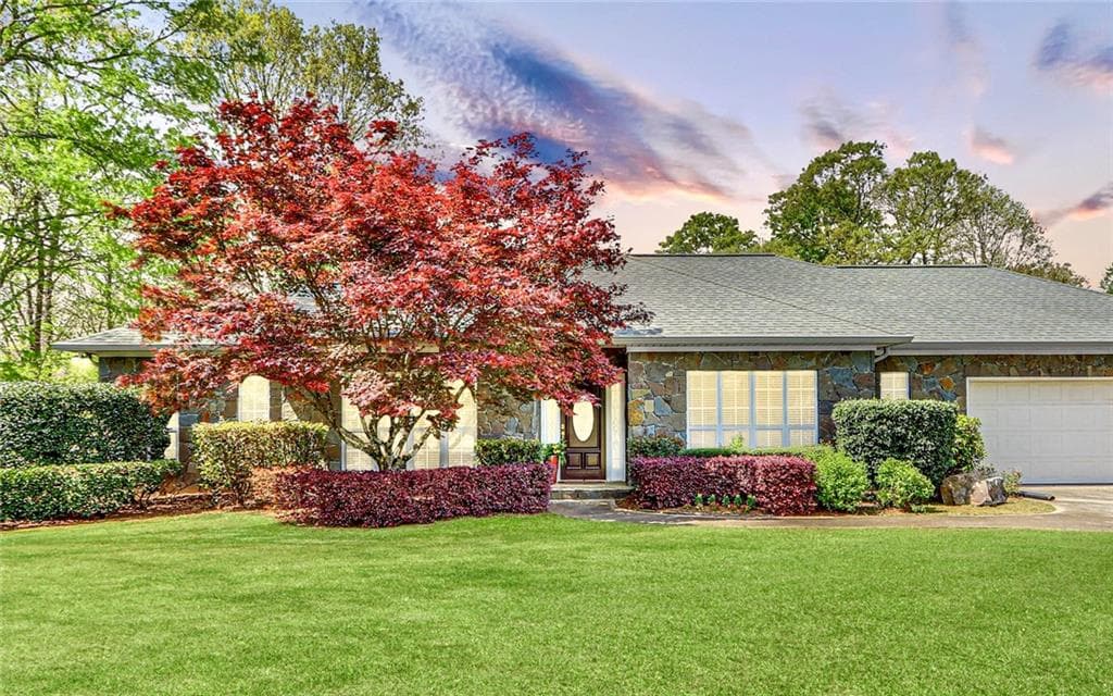 5 bedroom, 2 bathroom single family residence sold at 4757 Thunder River Drive, Gainesville, GA 30506