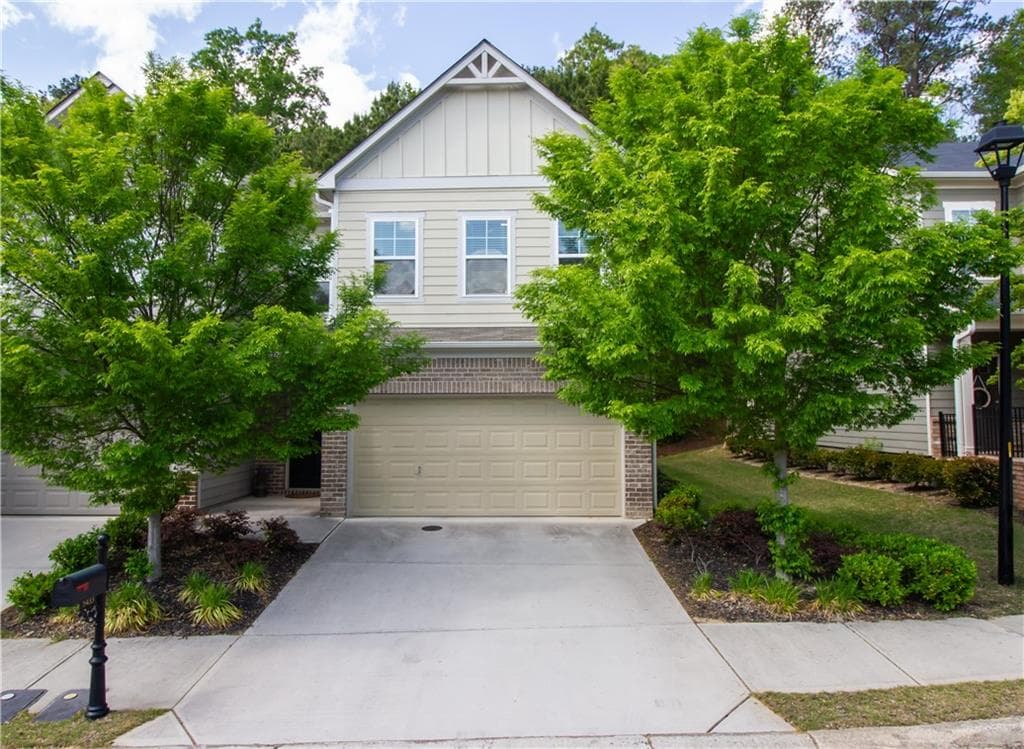 3 bedroom, 3 bathroom townhouse sold at 5433 Cascade Ridge, Atlanta, GA 30336