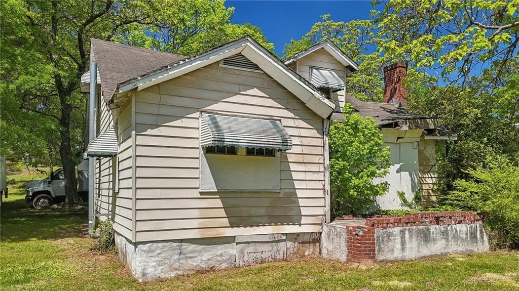 2 bedroom, 1 bathroom single family residence for sale at 5735 Old Bill Cook Road, Atlanta, GA 30349 — photo 9
