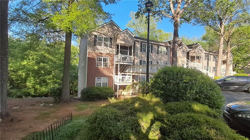 340 Teal Court, Roswell, GA 30076 — most recent listing photo