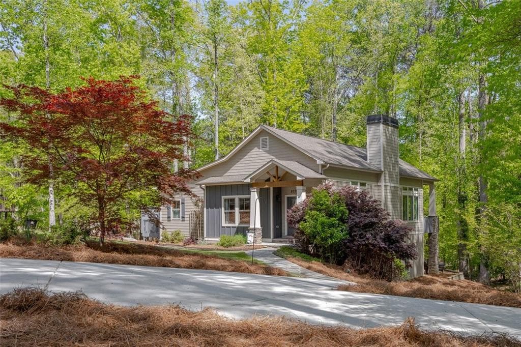 3 bedroom, 3 bathroom, 3,607 sq ft single family residence sold at 803 Willow Oak Drive, Woodstock, GA 30189