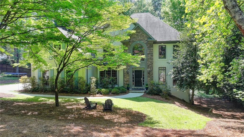 6 bedroom, 5 bathroom single family residence sold at 5315 Laithbank Lane, Johns Creek, GA 30022