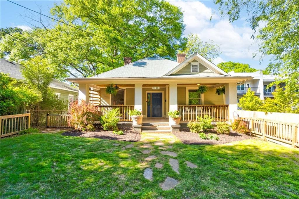 3 bedroom, 2 bathroom, 1,402 sq ft single family residence sold at 1426 Memorial Drive, Atlanta, GA 30317