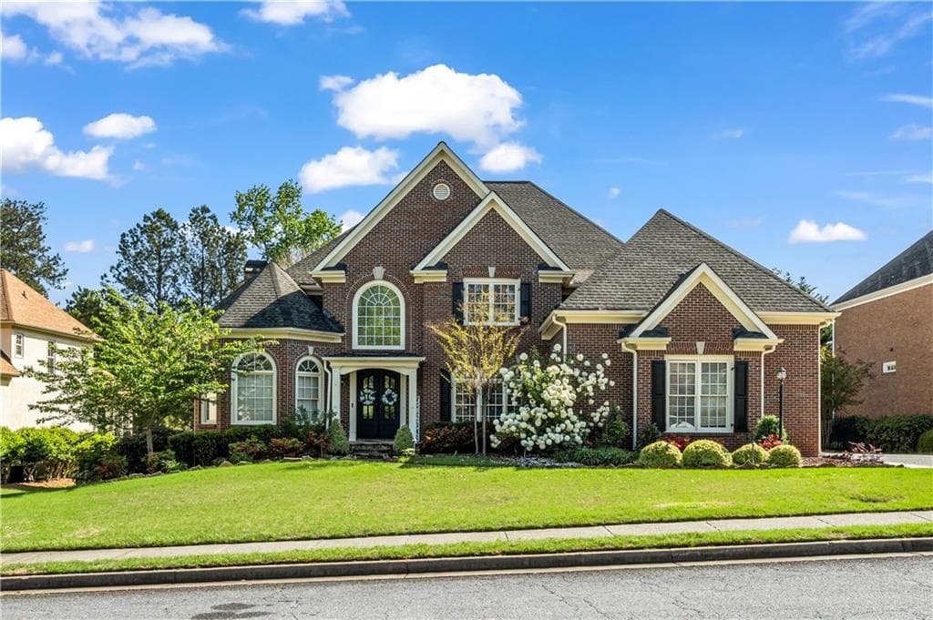 6 bedroom, 6 bathroom, 6,800 sq ft single family residence sold at 3855 Greenside Court, Dacula, GA 30019