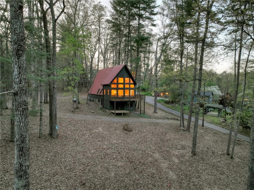 61 Woodstock Drive, Blue Ridge, GA 30513 — most recent listing photo
