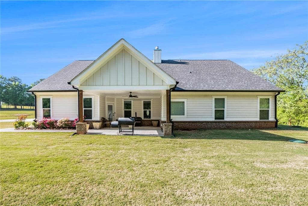 4 bedroom, 4 bathroom single family residence sold at 1393 Highway 211, Winder, GA 30680