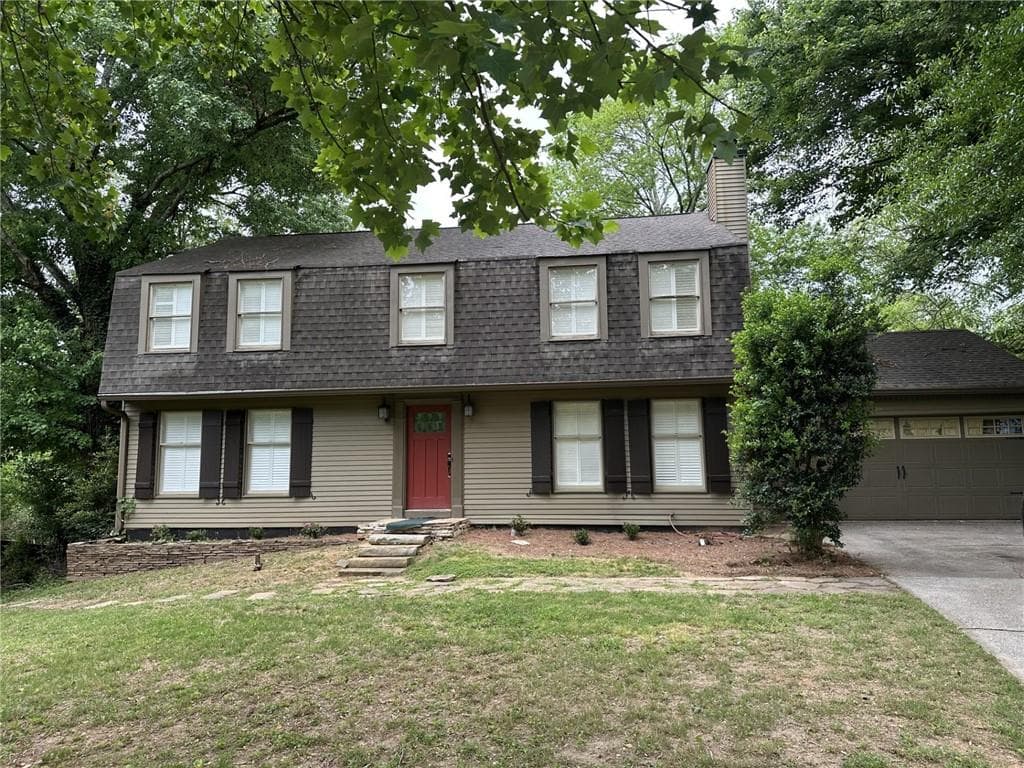 5 bedroom, 3 bathroom, 2,240 sq ft single family residence sold at 150 N Pond Court, Roswell, GA 30076