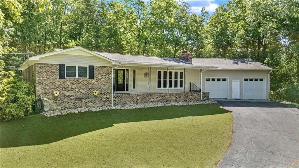 332 Lake Drive, Calhoun, GA 30701 — most recent listing photo