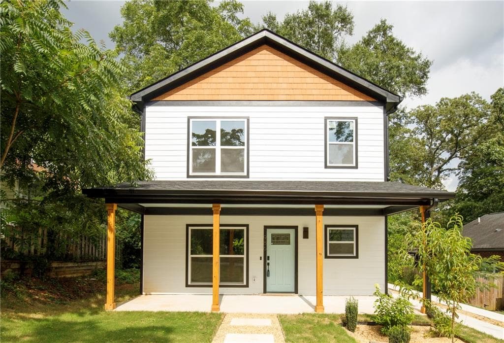 4 bedroom, 4 bathroom, 2,324 sq ft single family residence sold at 986 Linam Avenue, Atlanta, GA 30315