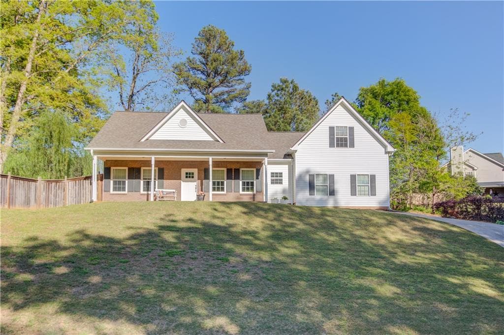 3 bedroom, 2 bathroom single family residence sold at 333 Seth Ridge Court, Auburn, GA 30011
