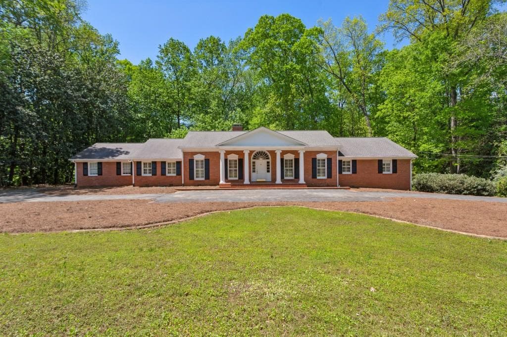 4 bedroom, 5 bathroom single family residence sold at 3672 Haddon Hall Road, Atlanta, GA 30327