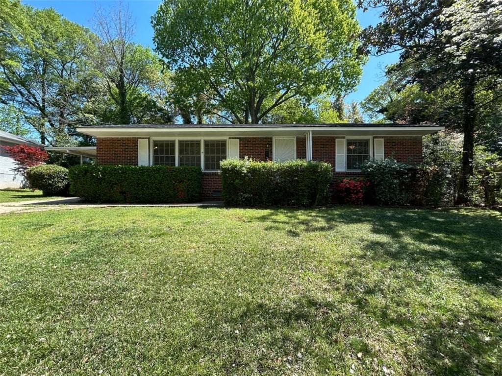 3 bedroom, 2 bathroom, 1,125 sq ft single family residence under contract at 779 Casplan Street, Atlanta, GA 30310
