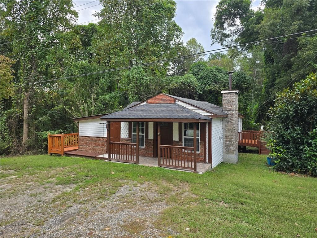 2 bedroom, 1 bathroom, 1,120 sq ft single family residence sold at 6925 Buchanan Highway, Dallas, GA 30157