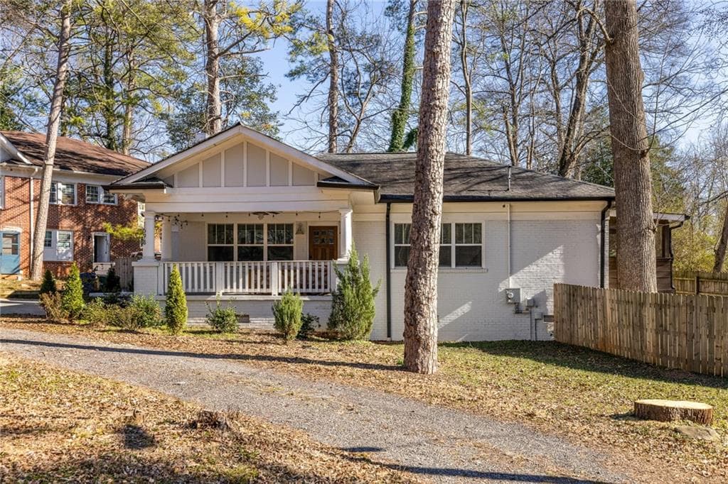 4 bedroom, 4 bathroom, 2,484 sq ft single family residence sold at 1598 Olympian Circle, Atlanta, GA 30310