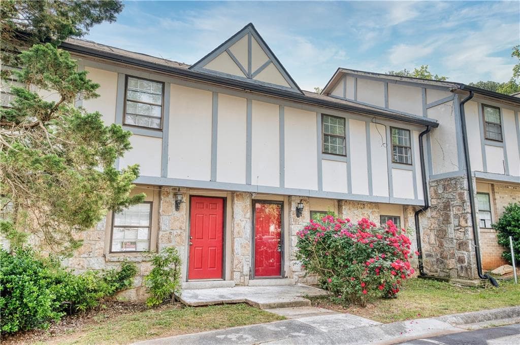 4 bedroom, 3 bathroom townhouse sold at 1151 Rankin Street 2C, Stone Mountain, GA 30083