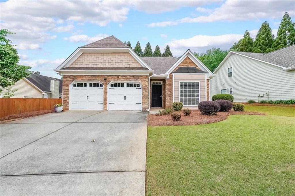 3 bedroom, 2 bathroom single family residence sold at 905 Downyshire Drive, Lawrenceville, GA 30044