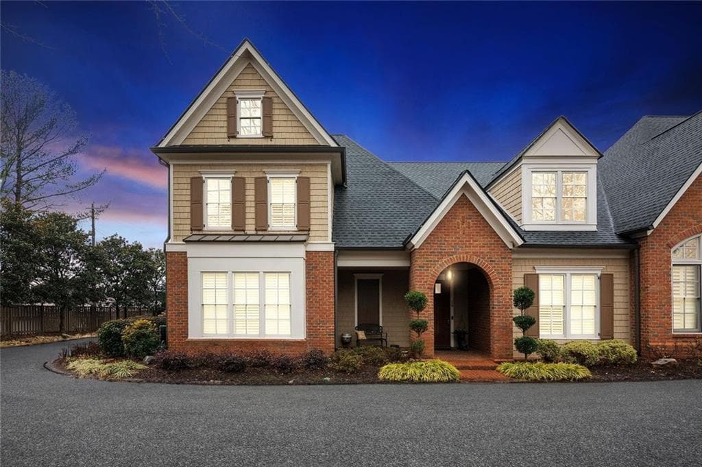 3 bedroom, 3 bathroom townhouse sold at 19 Lindley Avenue, Marietta, GA 30064