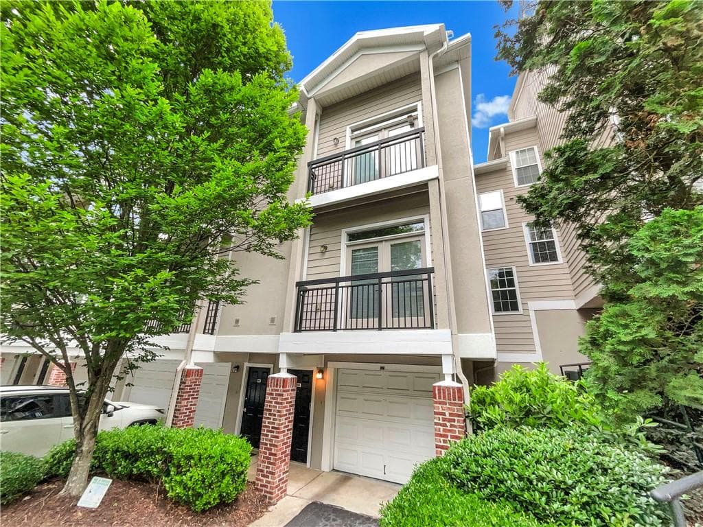 1 bedroom, 1 bathroom, 972 sq ft condominium sold at 4254 River Green Drive 612, Atlanta, GA 30327
