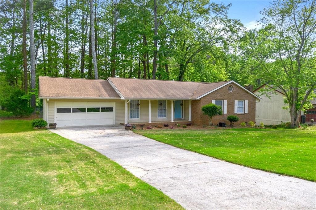 3 bedroom, 2 bathroom single family residence sold at 1773 KIMBERLY Drive, Marietta, GA 30008