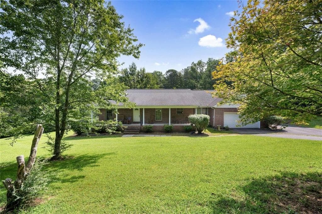 3 bedroom, 2 bathroom single family residence sold at 197 Rutledge Drive, Sugar Valley, GA 30746