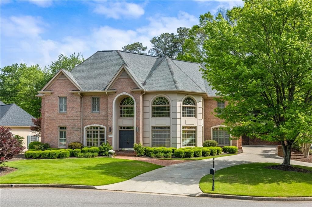 4550 Crestwicke Pointe, Atlanta, GA 30319 — most recent listing photo