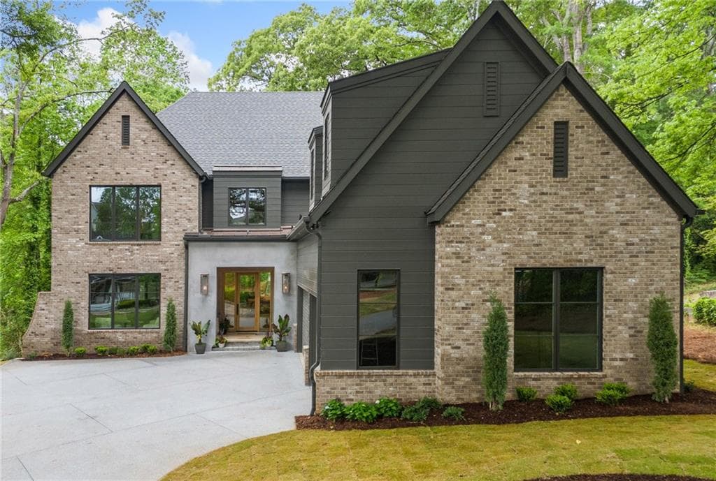 402 Chattahoochee Street, Roswell, GA 30075 — most recent listing photo