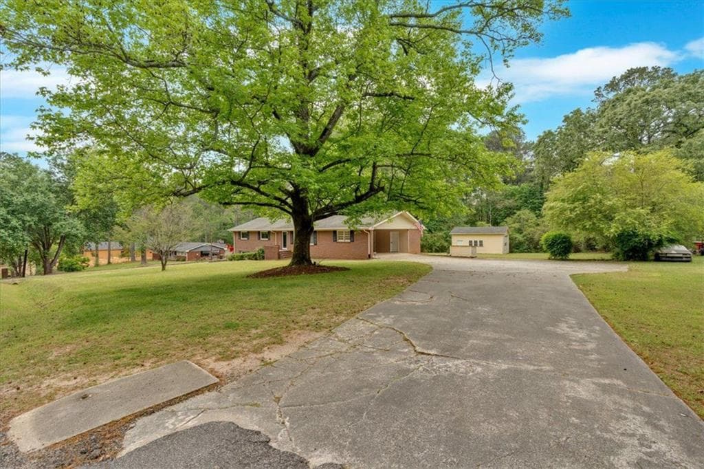 115 Pine Tree Drive, Fayetteville, GA 30214 — most recent listing photo