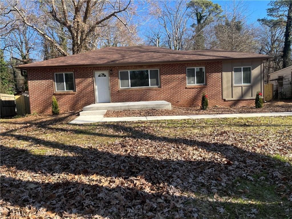 3 bedroom, 2 bathroom, 2,361 sq ft single family residence sold at 1528 Alder Lane, Atlanta, GA 30311