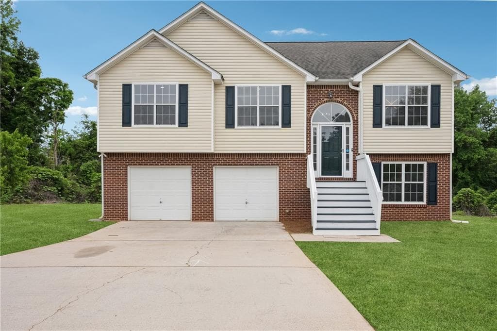 5 bedroom, 3 bathroom, 1,600 sq ft single family residence sold at 5447 Lauren Cove, Ellenwood, GA 30294