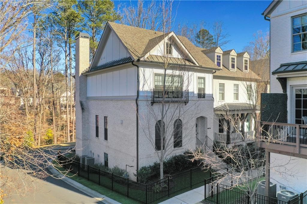 4 bedroom, 4 bathroom single family residence sold at 160 Cricket Lane, Alpharetta, GA 30009