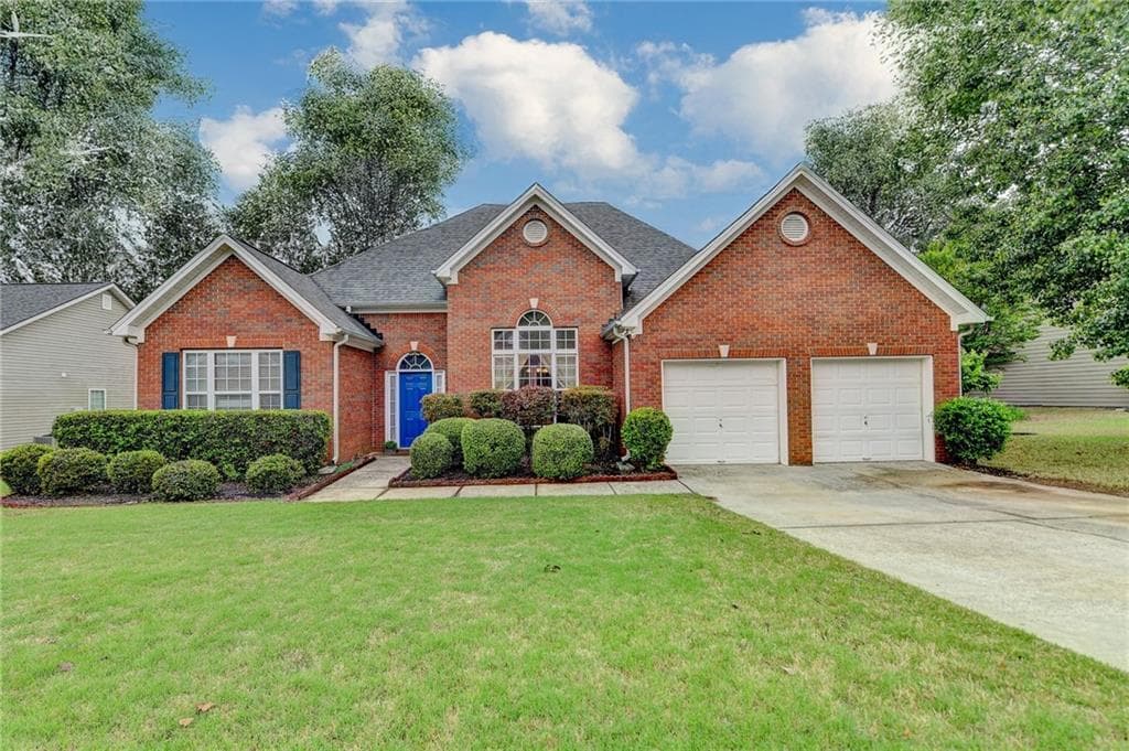 4512 Evan Court, Hoschton, GA 30548 — most recent listing photo