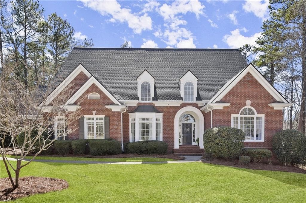 7 bedroom, 8 bathroom single family residence sold at 2758 Chieftain Run, Duluth, GA 30097