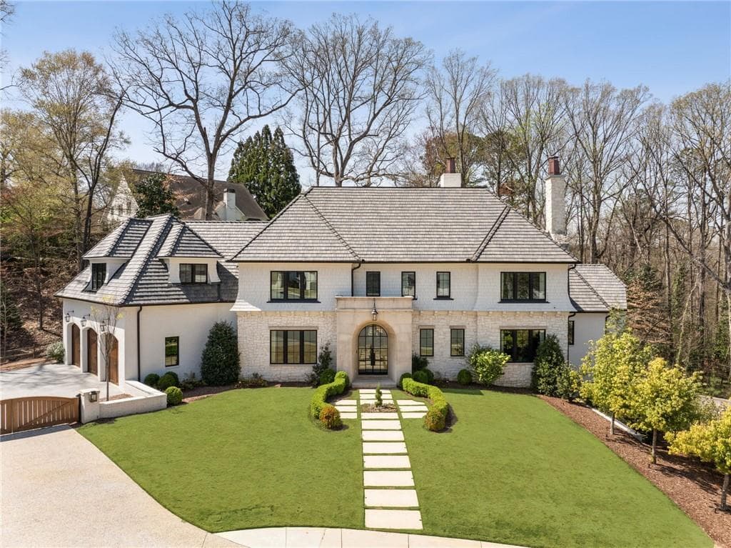 7 bedroom, 7 bathroom single family residence sold at 810 Kenry Court, Atlanta, GA 30342