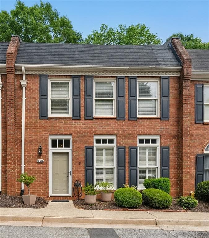 7305 Saint Charles Square B6, Roswell, GA 30075 — most recent listing photo