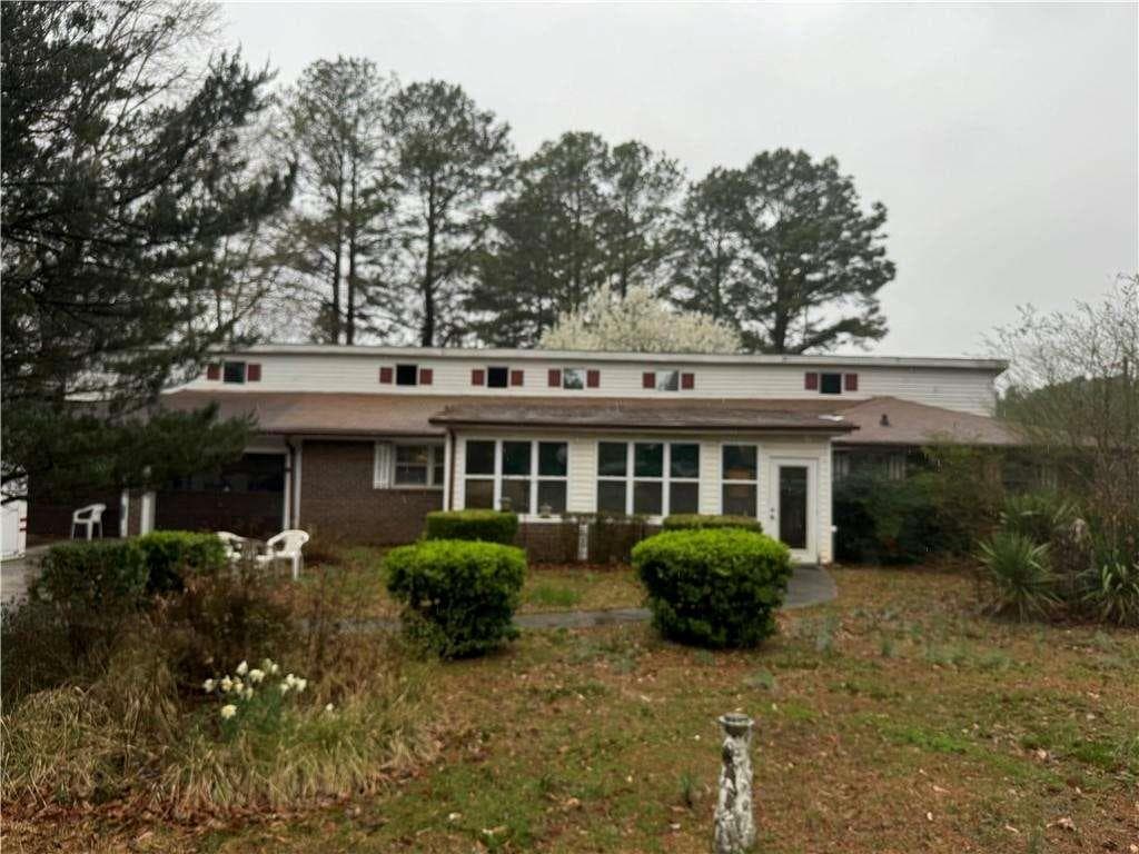 3 bedroom, 3 bathroom, 4,186 sq ft single family residence sold at 343 Academy Drive, Dallas, GA 30132