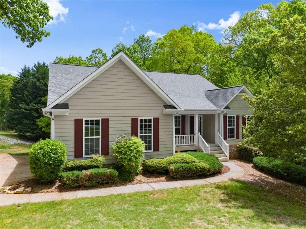 389 Crooked Creek Dr, Dahlonega, GA 30533 — most recent listing photo