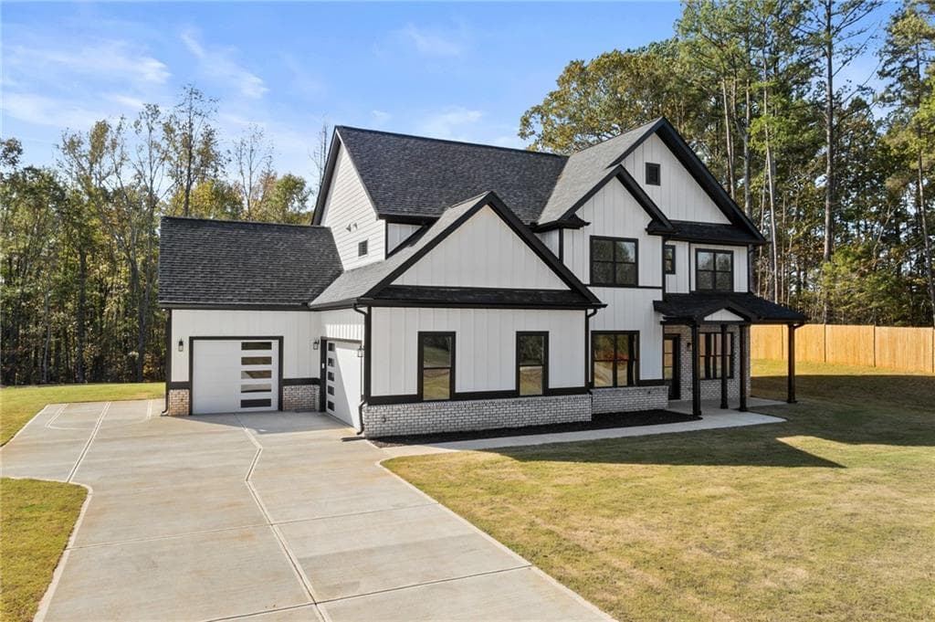 5 bedroom, 4 bathroom single family residence sold at 1619 Austin Road, Winder, GA 30680