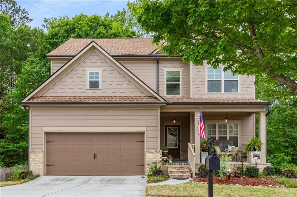 5 bedroom, 3 bathroom single family residence sold at 4876 Briarcliff Drive, Sugar Hill, GA 30518