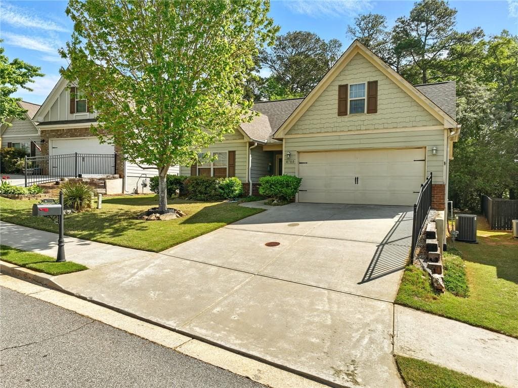 3 bedroom, 2 bathroom single family residence sold at 4780 Lost Creek Drive, Gainesville, GA 30504