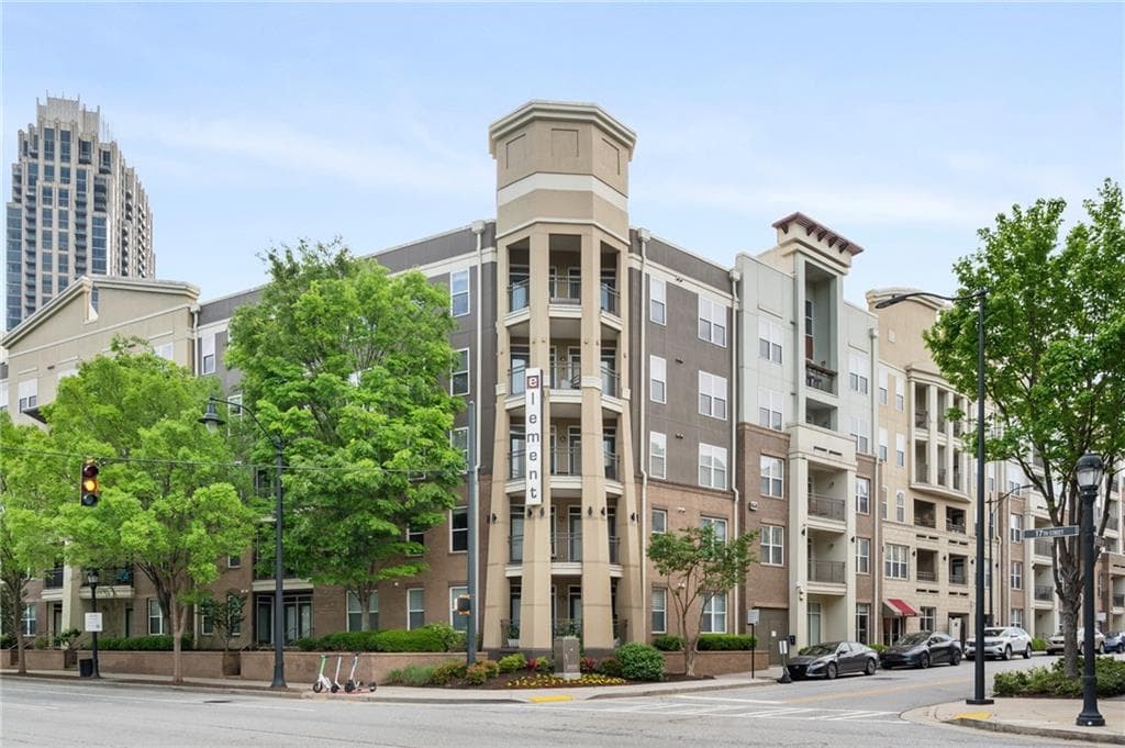 1 bedroom, 1 bathroom, 978 sq ft condominium for sale at 390 17th Street 5008, Atlanta, GA 30363