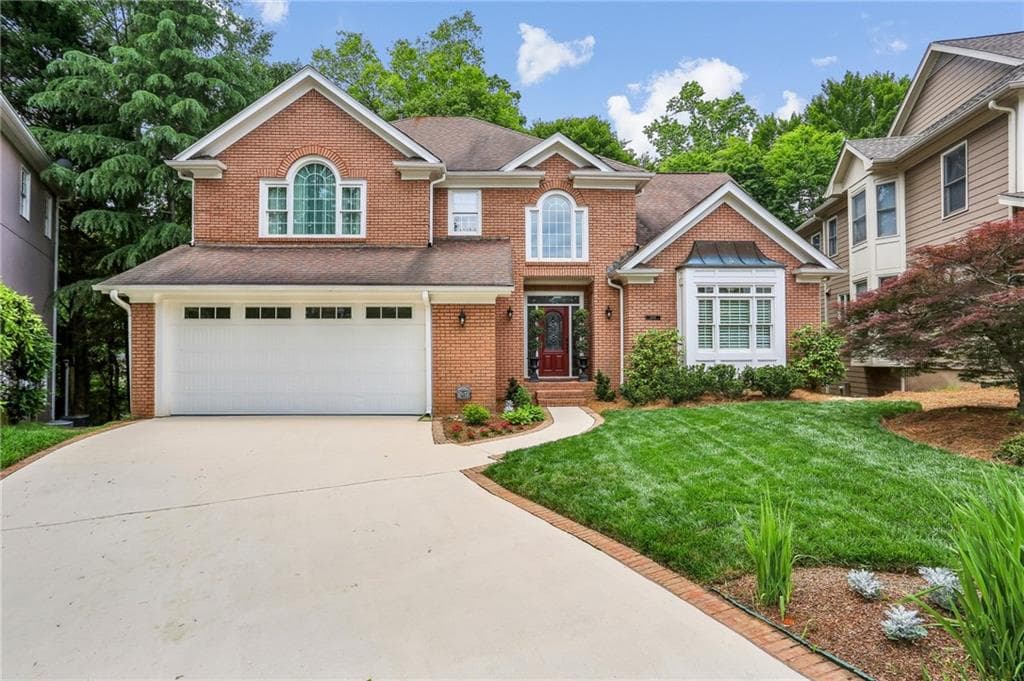 5 bedroom, 5 bathroom, 4,458 sq ft single family residence sold at 1016 Lenox Crest, Atlanta, GA 30324