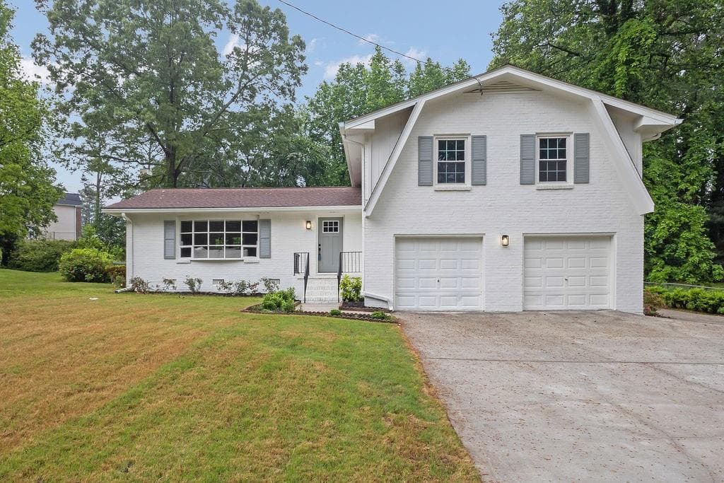 3182 Wakefield Drive, Decatur, GA 30034 — most recent listing photo
