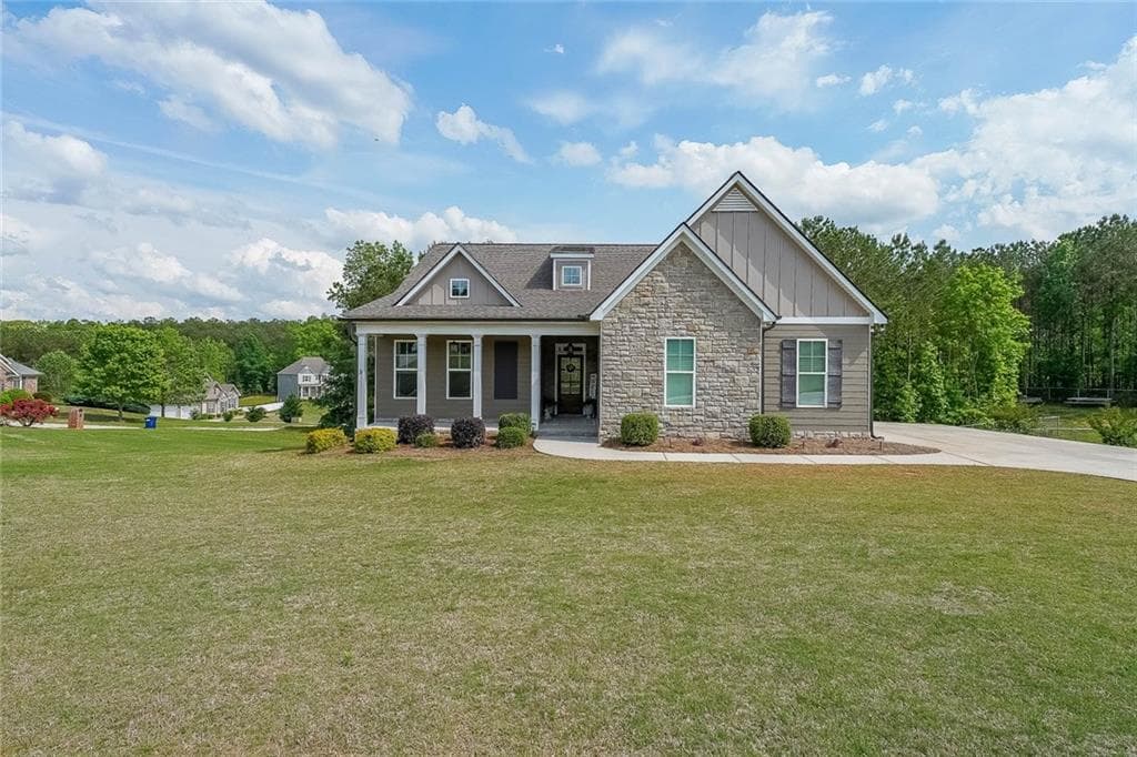 4 bedroom, 3 bathroom single family residence sold at 8090 Tristan Way, Whitesburg, GA 30185
