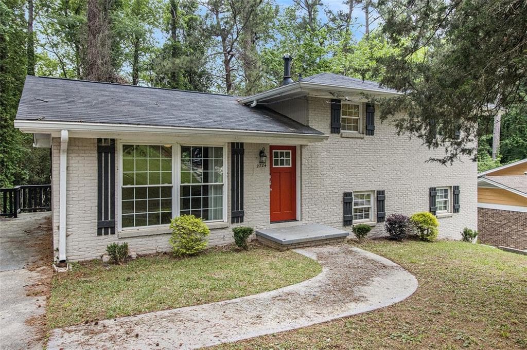 2724 QUINCY Lane, Decatur, GA 30034 — most recent listing photo